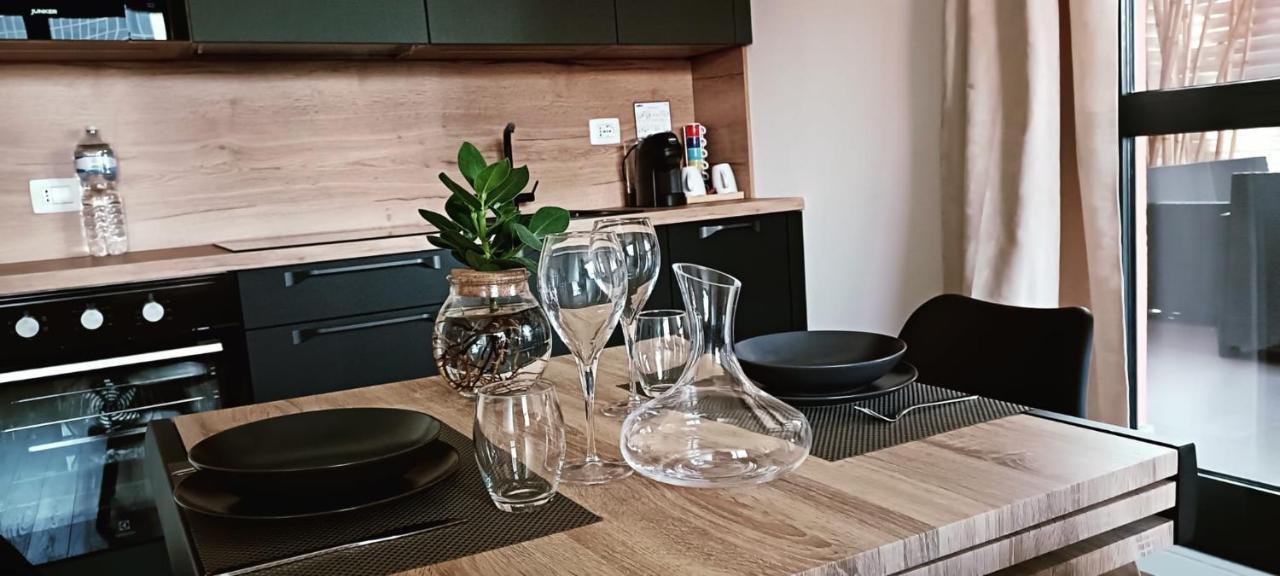 דירות מילאנו Nuovo Loft Con Terrazzo M2 Ieo Humanitas Bocconi Navigli מראה חיצוני תמונה