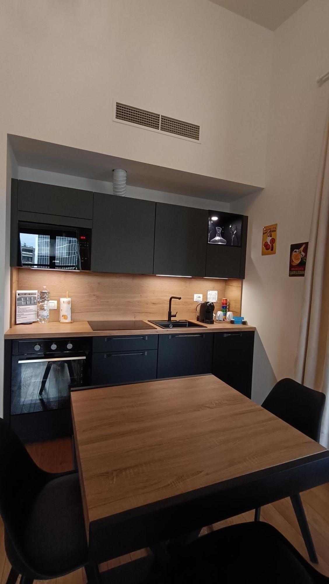 דירות מילאנו Nuovo Loft Con Terrazzo M2 Ieo Humanitas Bocconi Navigli מראה חיצוני תמונה